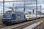SLM 5738 - BLS "465 014-9"
09.08.2014 - Basel, Bahnhof Basel Badischer Bahnhof
Thomas Girstenbrei